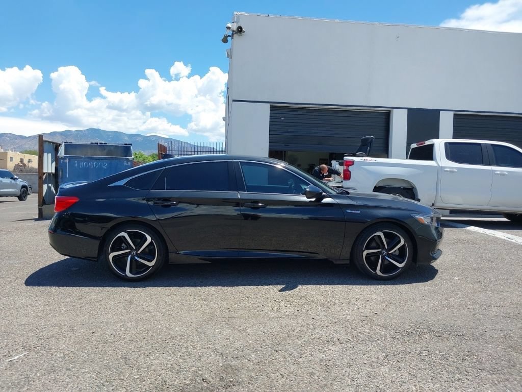 Used 2022 Honda Accord Sport image 8