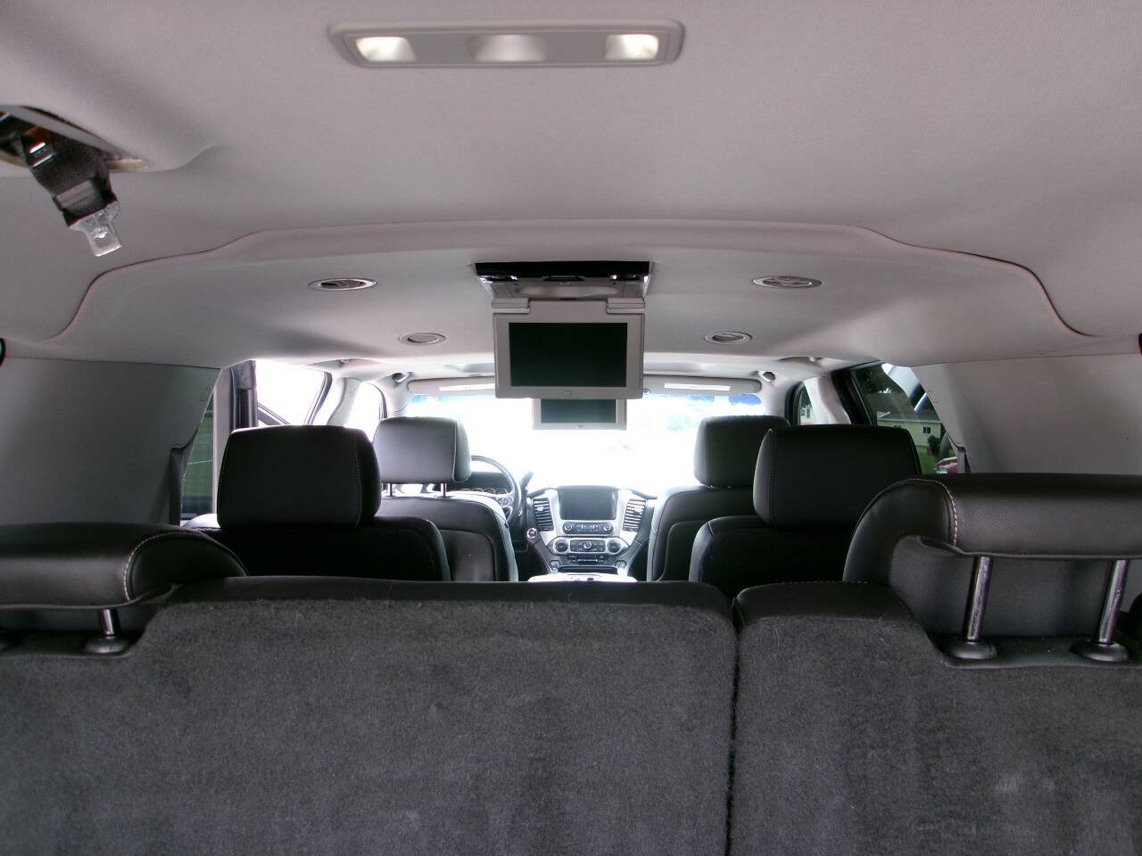 Used 2015 Chevrolet Suburban LTZ AWD/4WD image 12