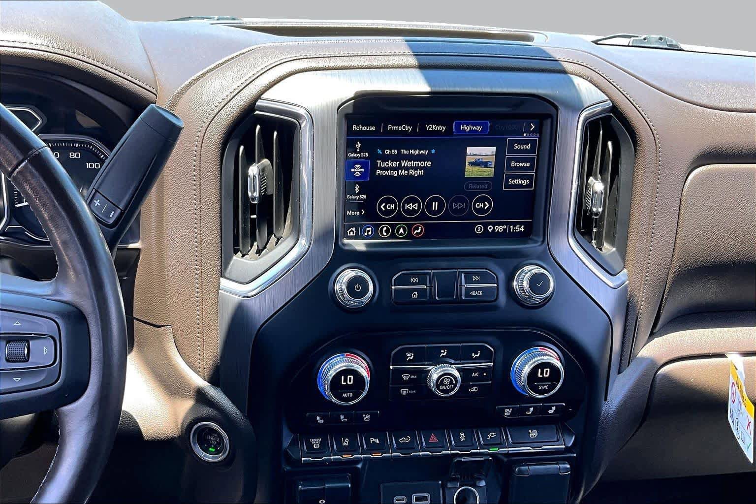Used 2020 GMC Sierra 3500 Denali w/ Denali Ultimate Package AWD/4WD image 7