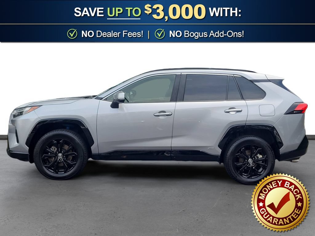 Used 2023 Toyota RAV4 SE AWD/4WD image 2
