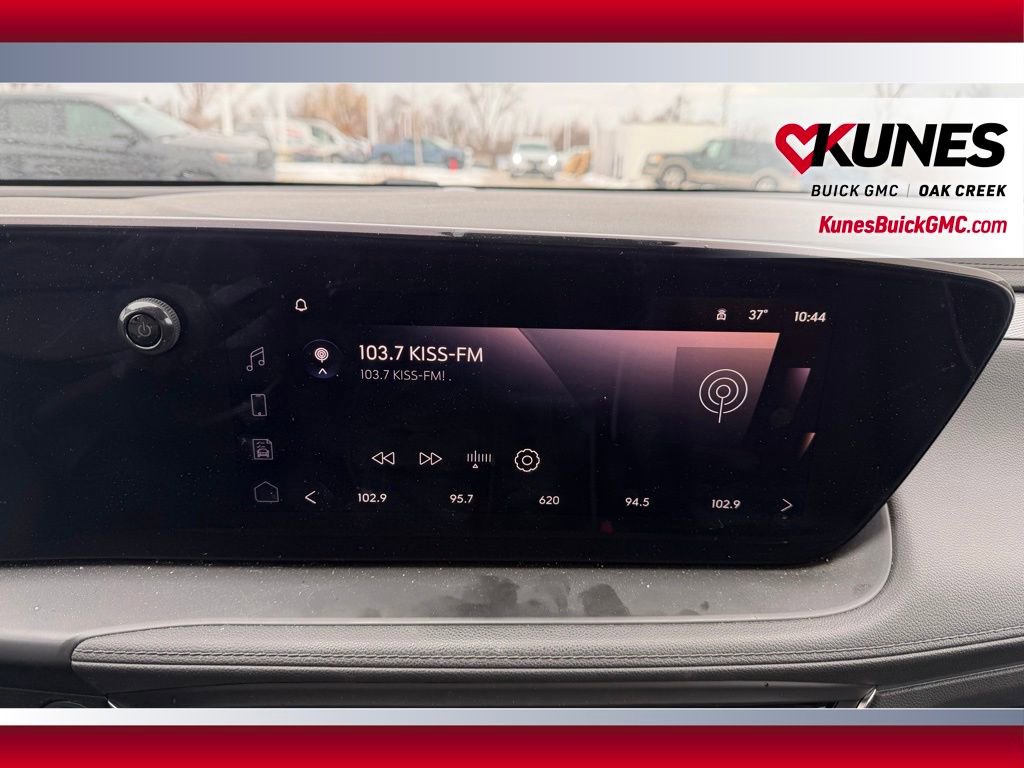 Used 2024 Buick Encore GX Avenir w/ Avenir Convenience Package image 18