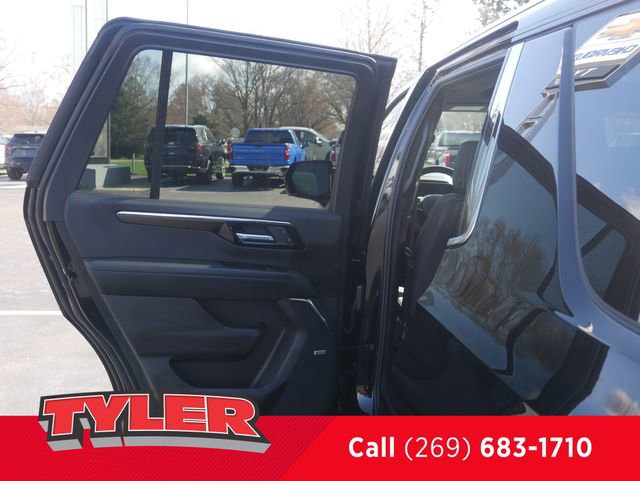 New 2026 Chevrolet Tahoe High Country w/ LPO, Illumination Package AWD/4WD image 20