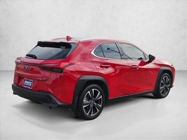 Used 2022 Lexus UX 200 image 5