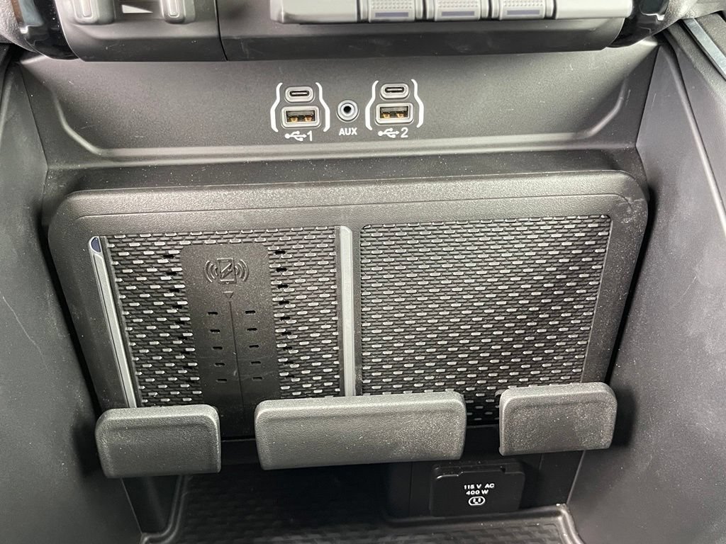 Used 2025 RAM 1500 Big Horn AWD/4WD image 34