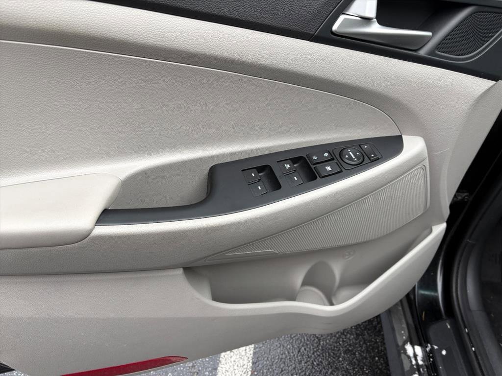 Used 2021 Hyundai Tucson Value image 22