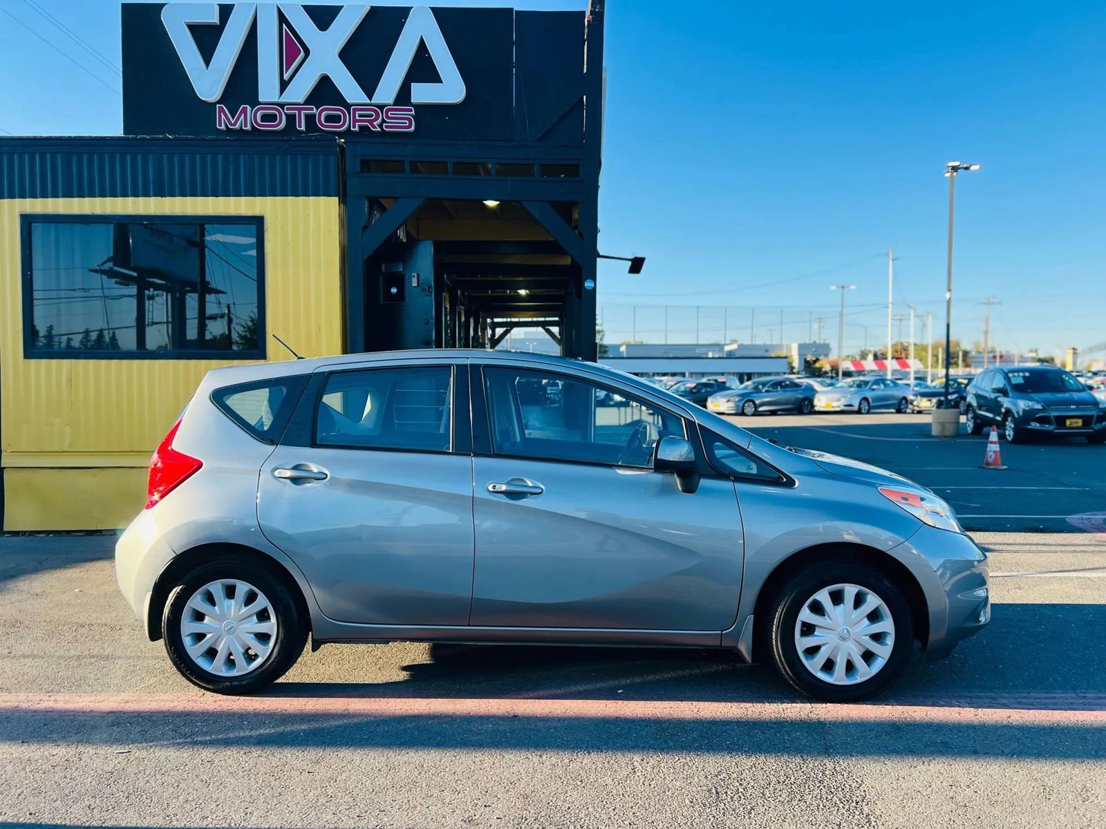 Used 2014 Nissan Versa Note S Plus image 4