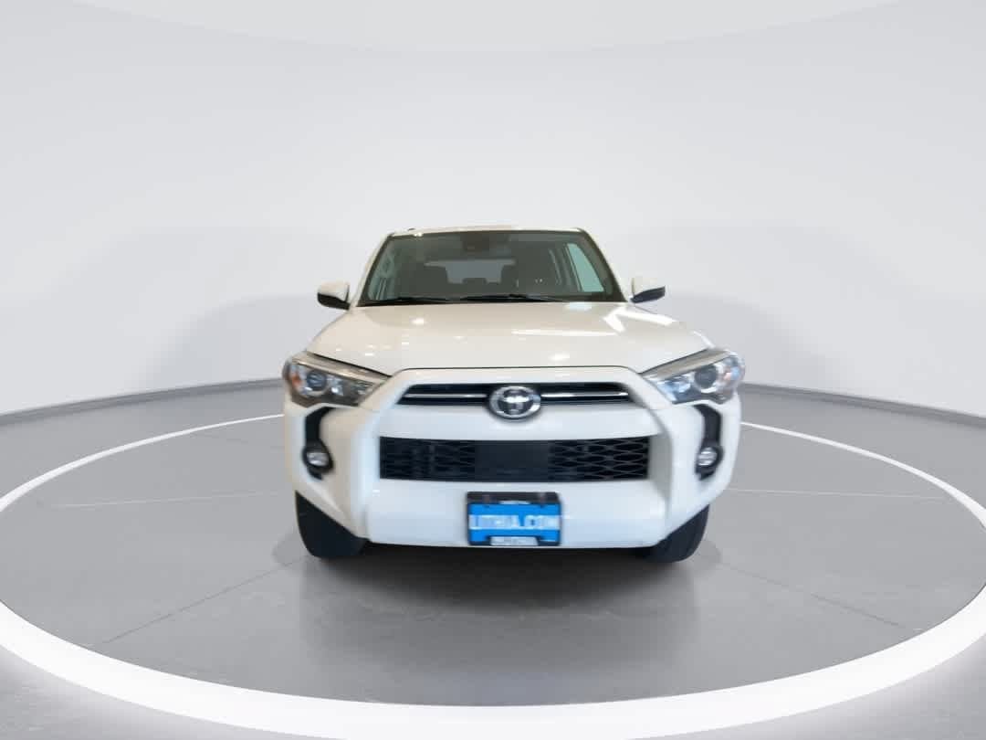 Certified 2024 Toyota 4Runner SR5 AWD/4WD image 3
