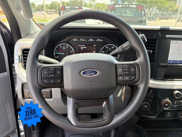 New 2026 Ford F350 4x4 Crew Cab DRW Super Duty image 17