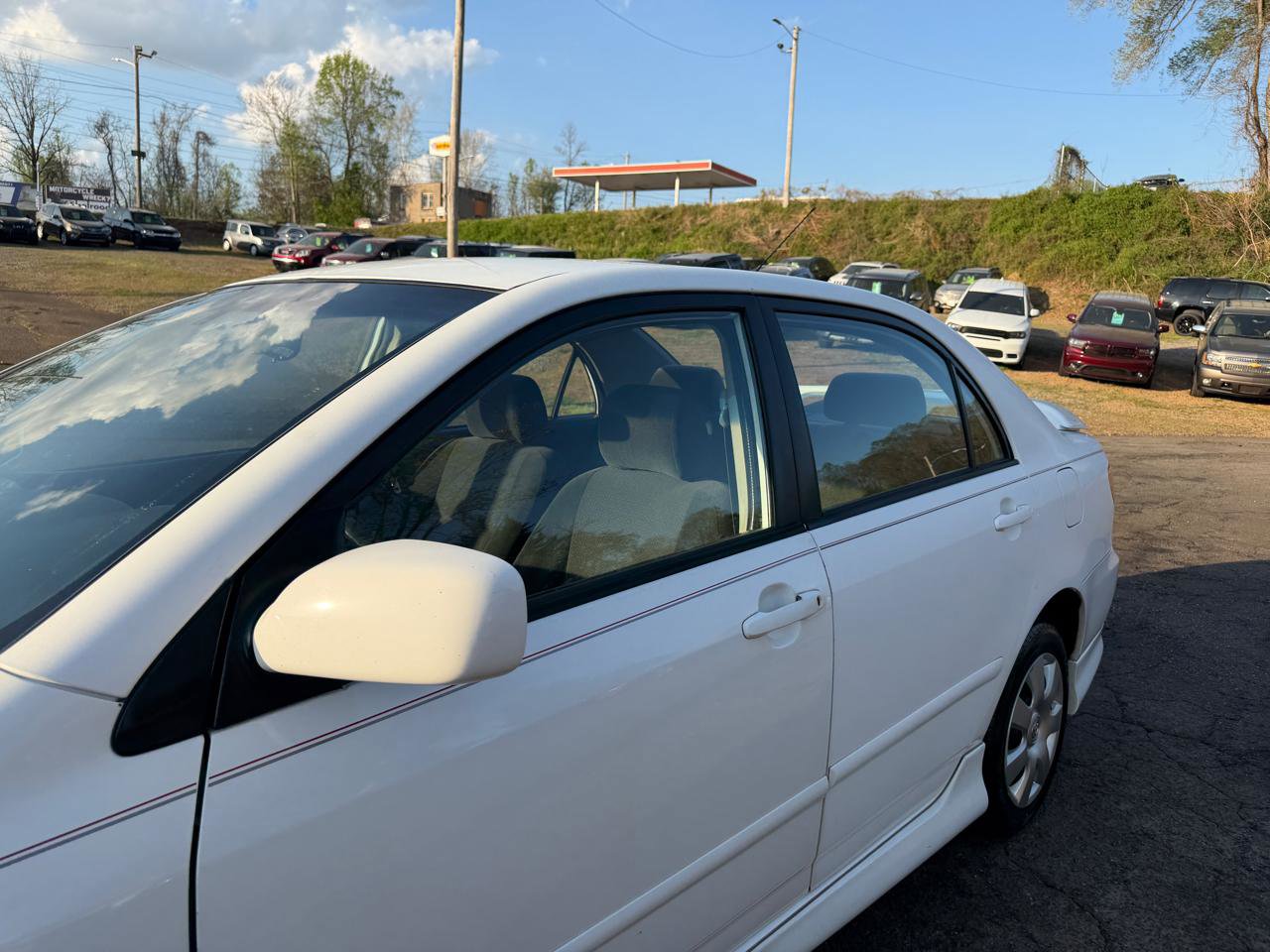 Used 2004 Toyota Corolla LE FWD image 10