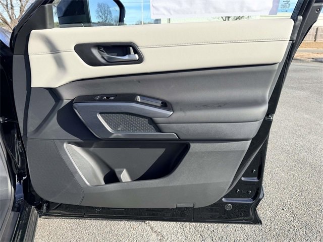 New 2025 Nissan Pathfinder SL w/ Lighting Package (N92) image 8