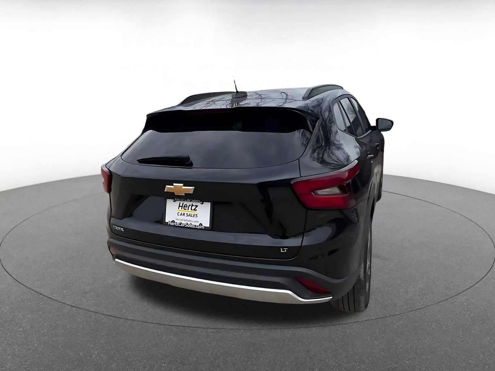 Used 2025 Chevrolet Trax LT image 15