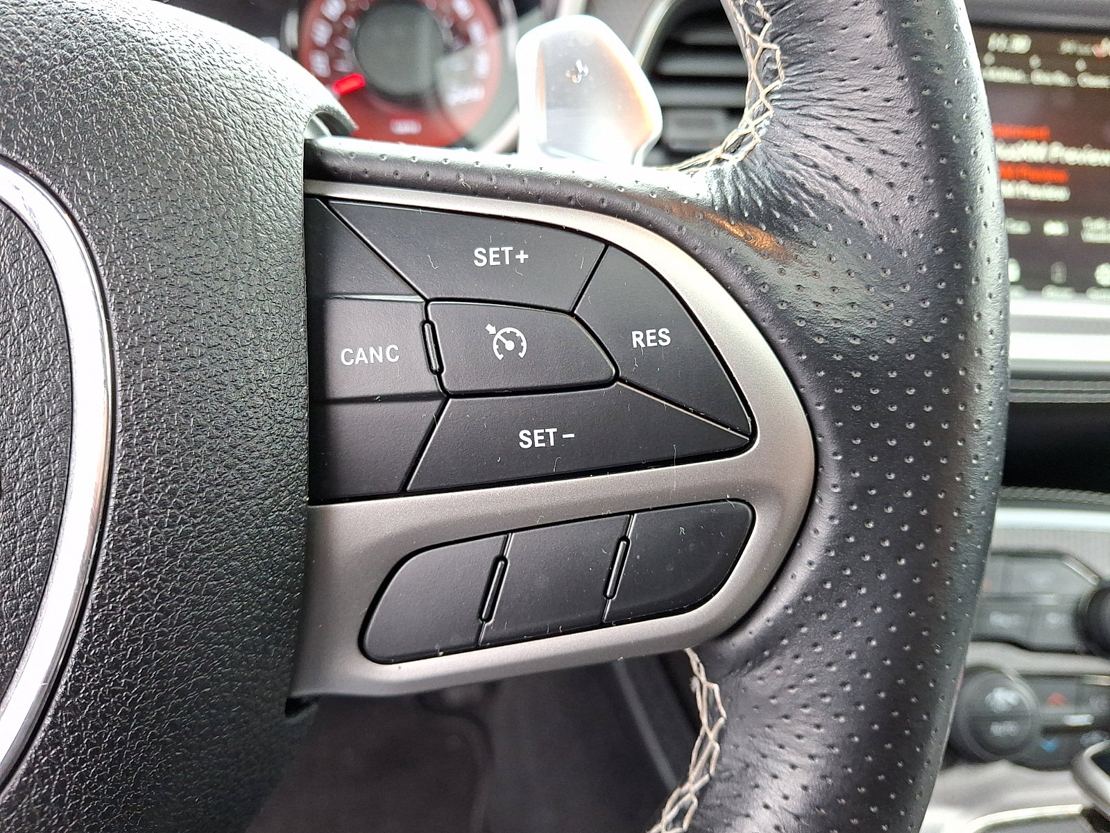 Used 2022 Dodge Challenger SRT Hellcat Redeye image 23