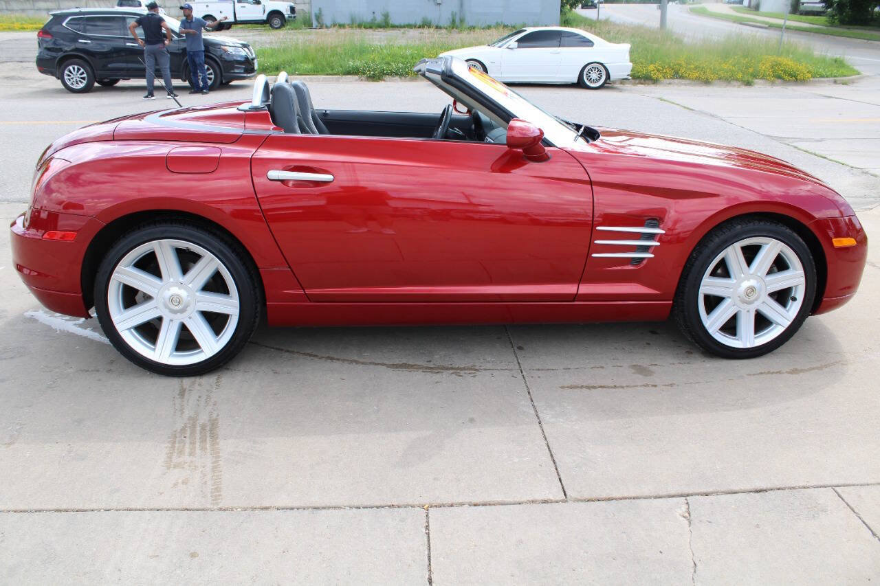Used 2005 Chrysler Crossfire Limited RWD image 5