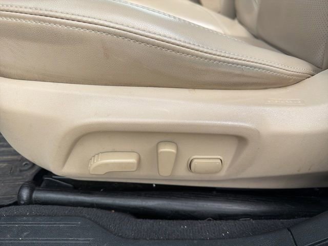 Used 2018 Subaru Outback 3.6R Limited AWD/4WD image 11