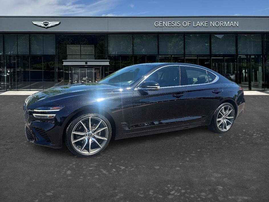 Used 2023 Genesis G70 2.0T RWD image 1