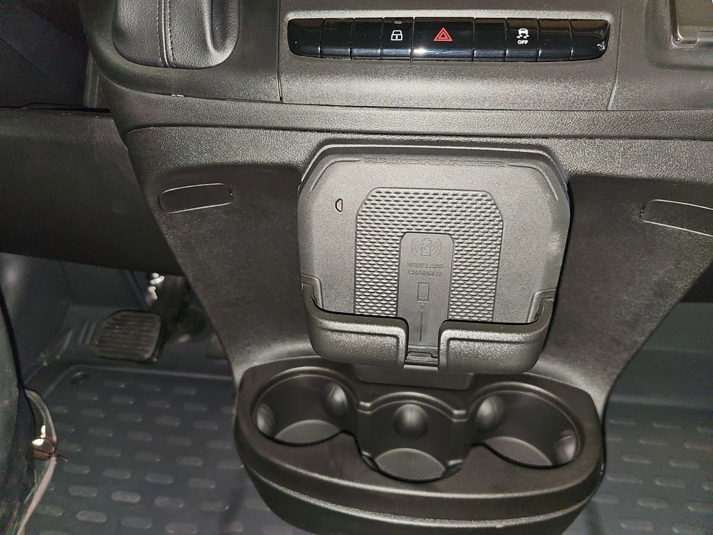 New 2025 RAM ProMaster 1500 w/ Quick Order Package 22G SLT image 23