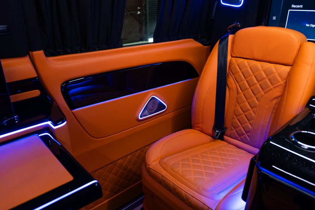 Used 2023 Mercedes-Benz Metris Passenger image 37