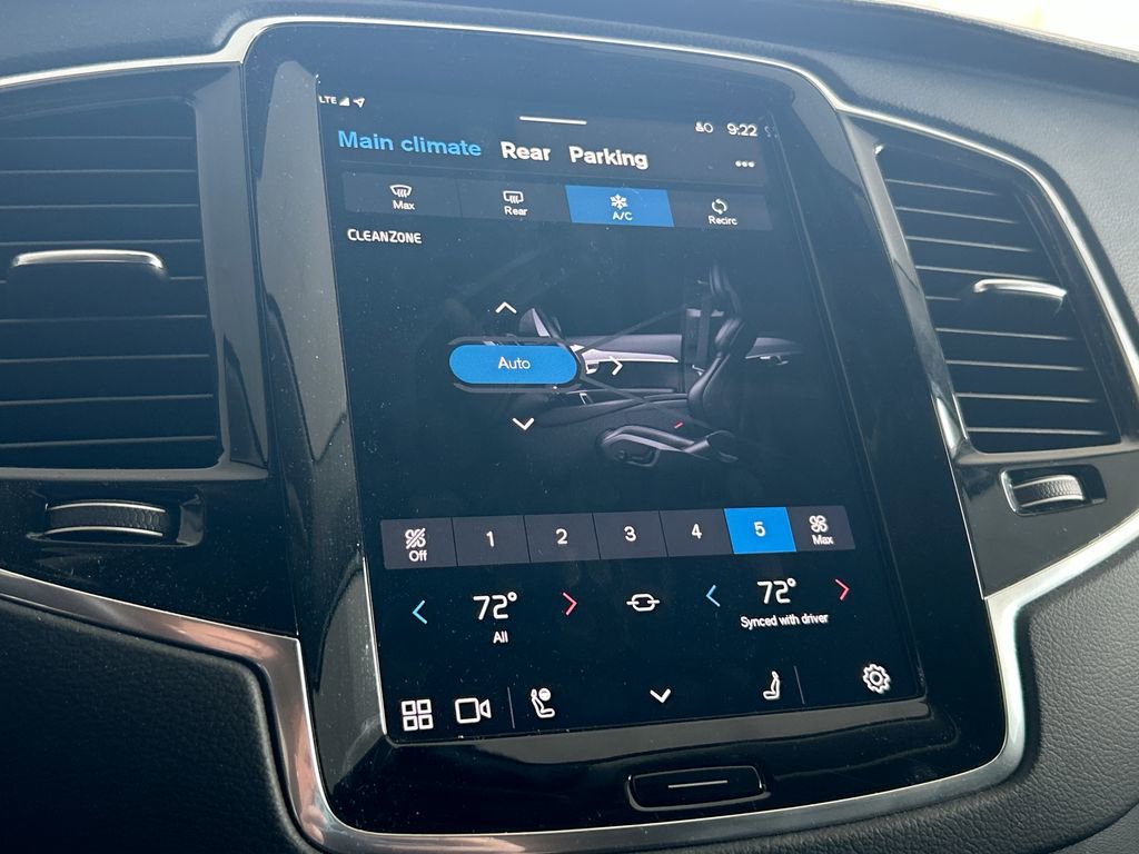 Used 2023 Volvo XC90 B6 Ultimate w/ Protection Package Premier image 30