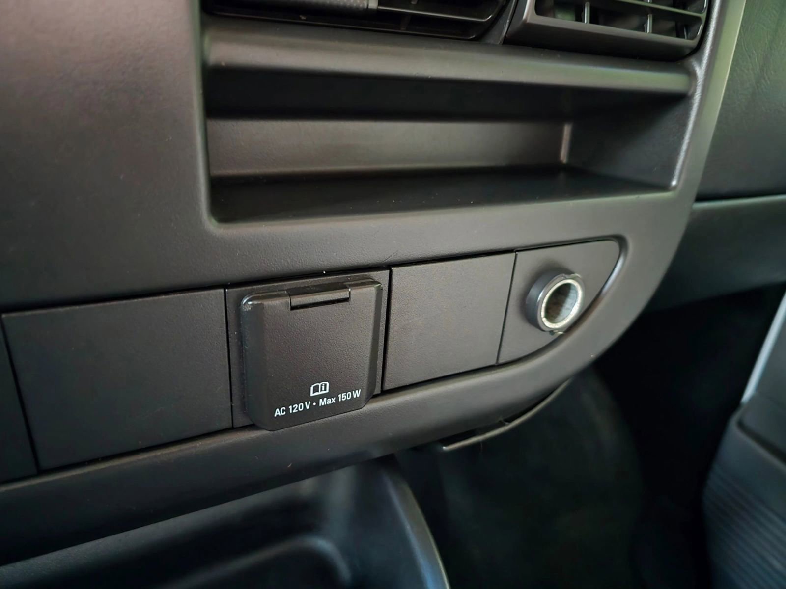 Used 2015 Chevrolet Express 3500 LT w/ LT Preferred Equipment Group image 30