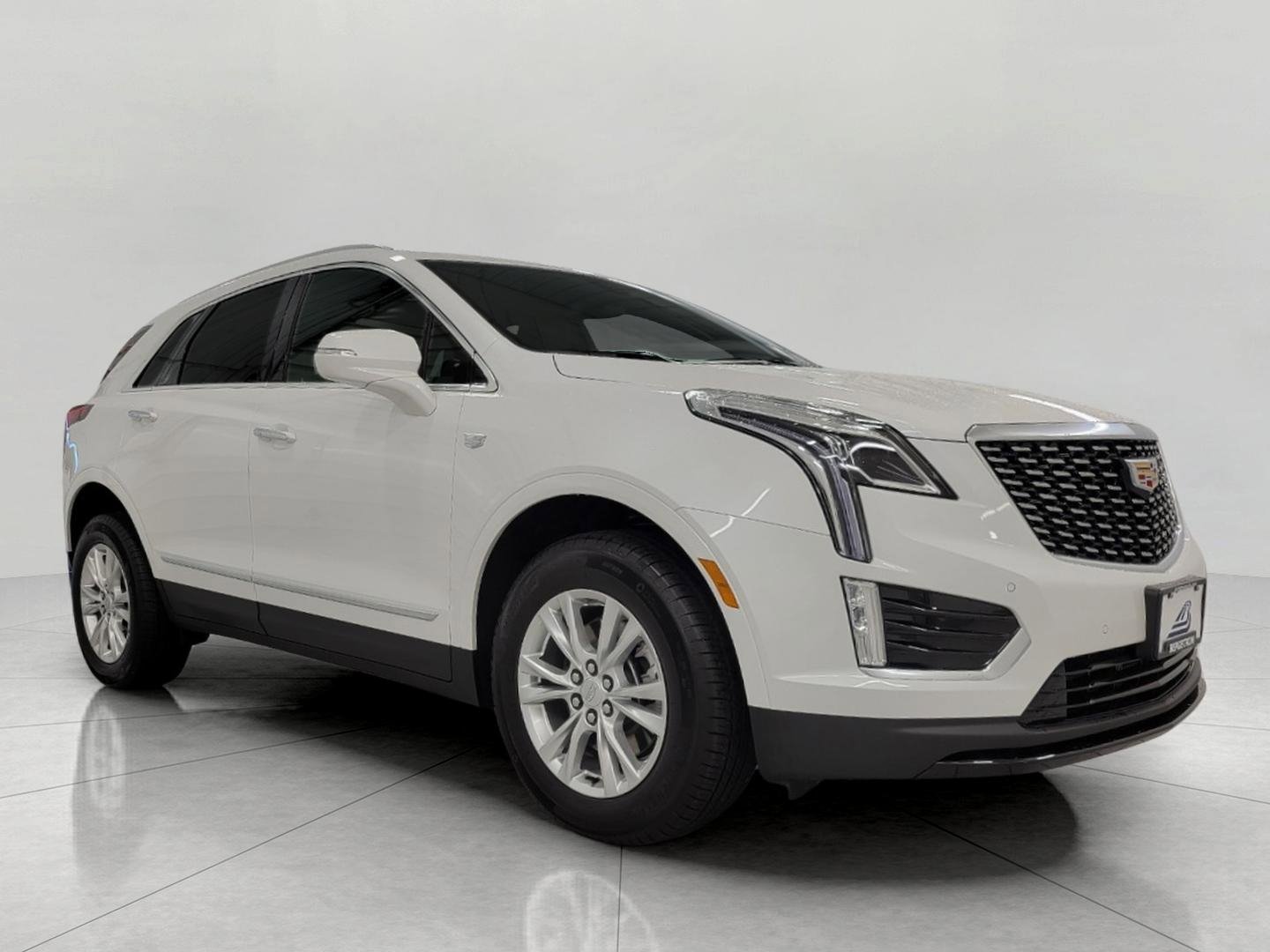 New 2025 Cadillac XT5 Luxury w/ LPO, Floor Liner Package