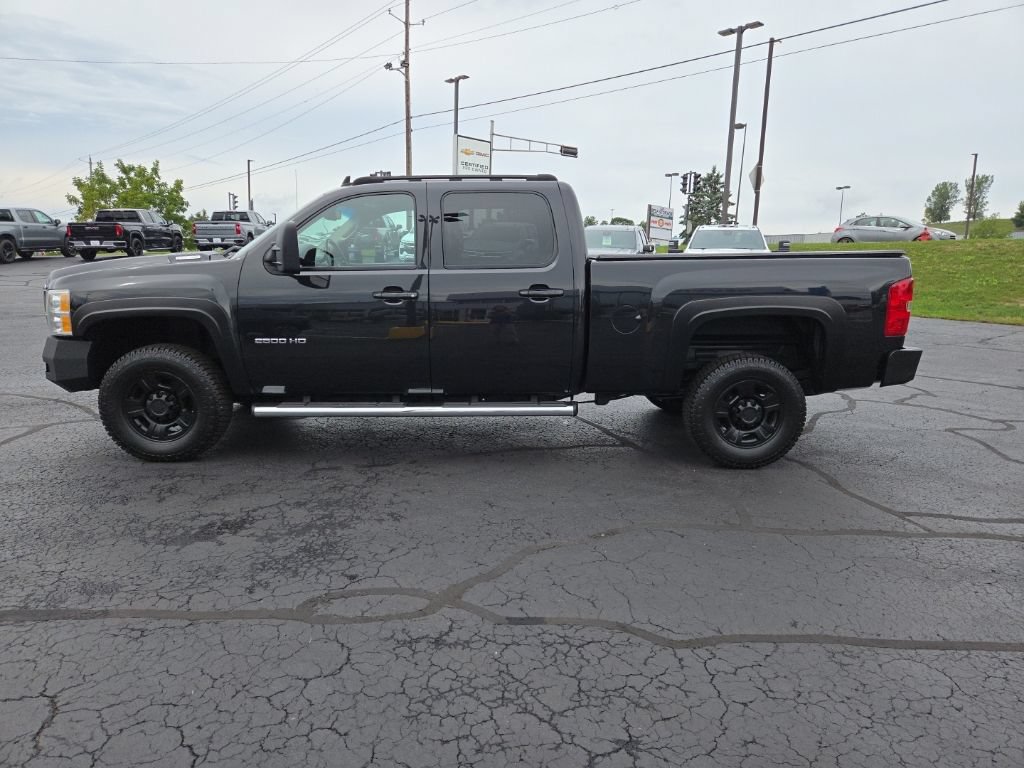 Used 2010 Chevrolet Silverado 2500 LTZ w/ Convenience Package AWD/4WD image 6