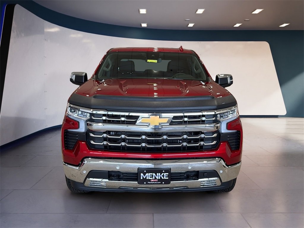 Used 2025 Chevrolet Silverado 1500 LTZ w/ LTZ Premium Package image 2