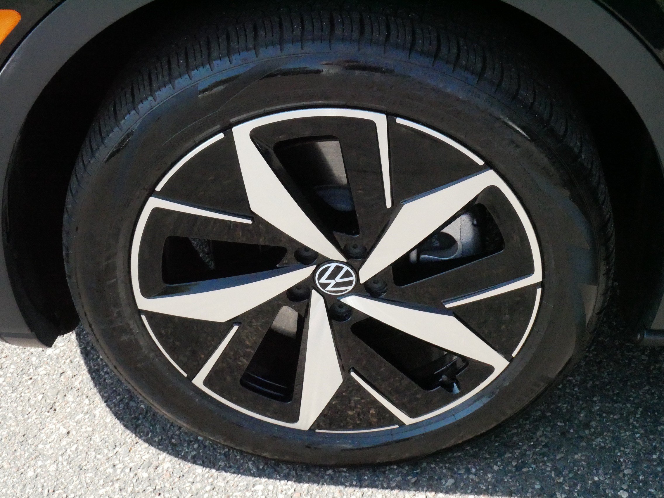 Certified 2023 Volkswagen ID.4 Pro S AWD/4WD image 15