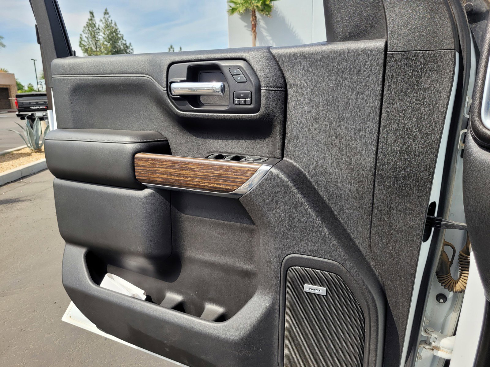 Used 2019 Chevrolet Silverado 1500 High Country w/ Technology Package image 25