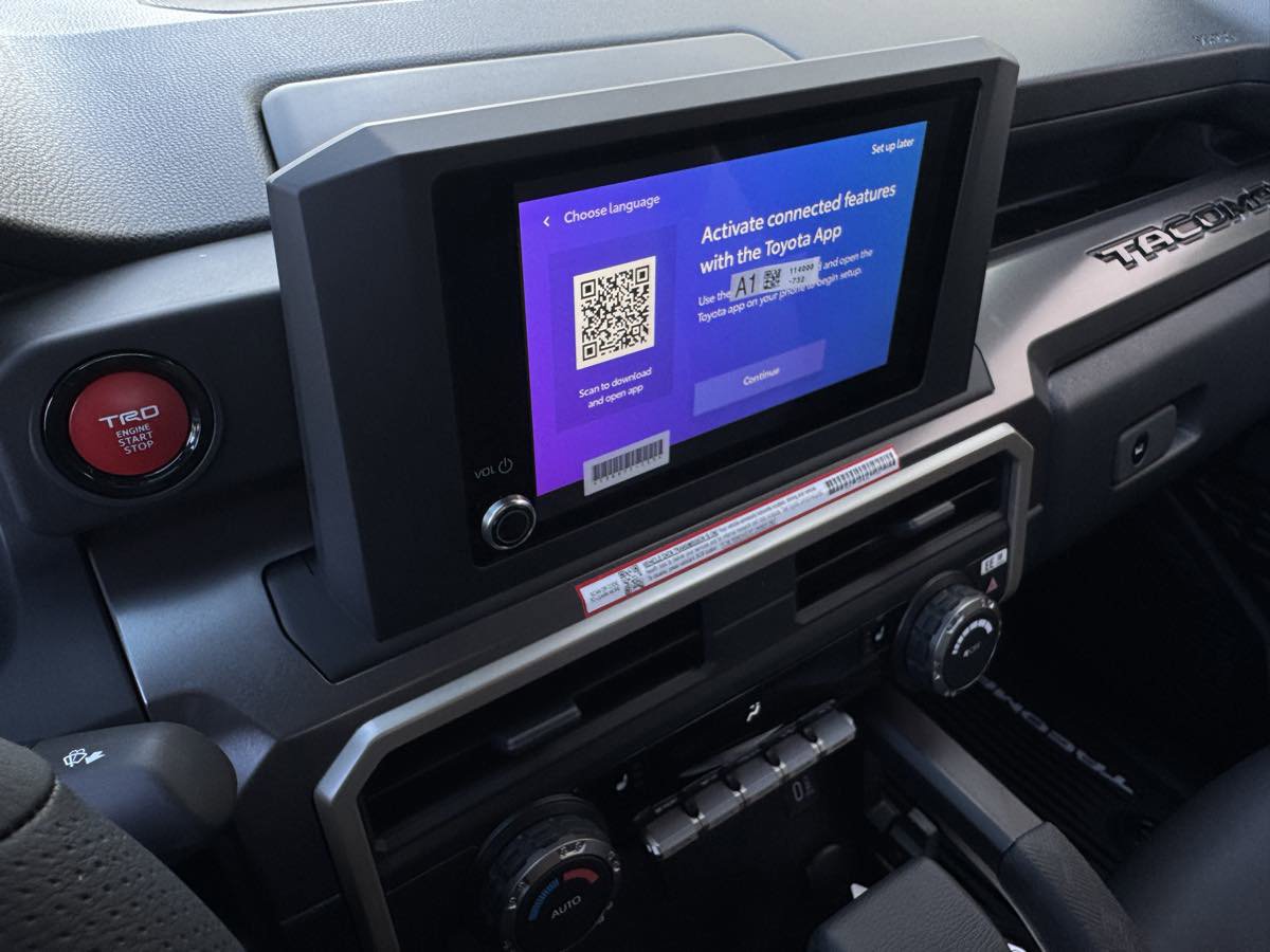 Used 2025 Toyota Tacoma TRD Sport image 25