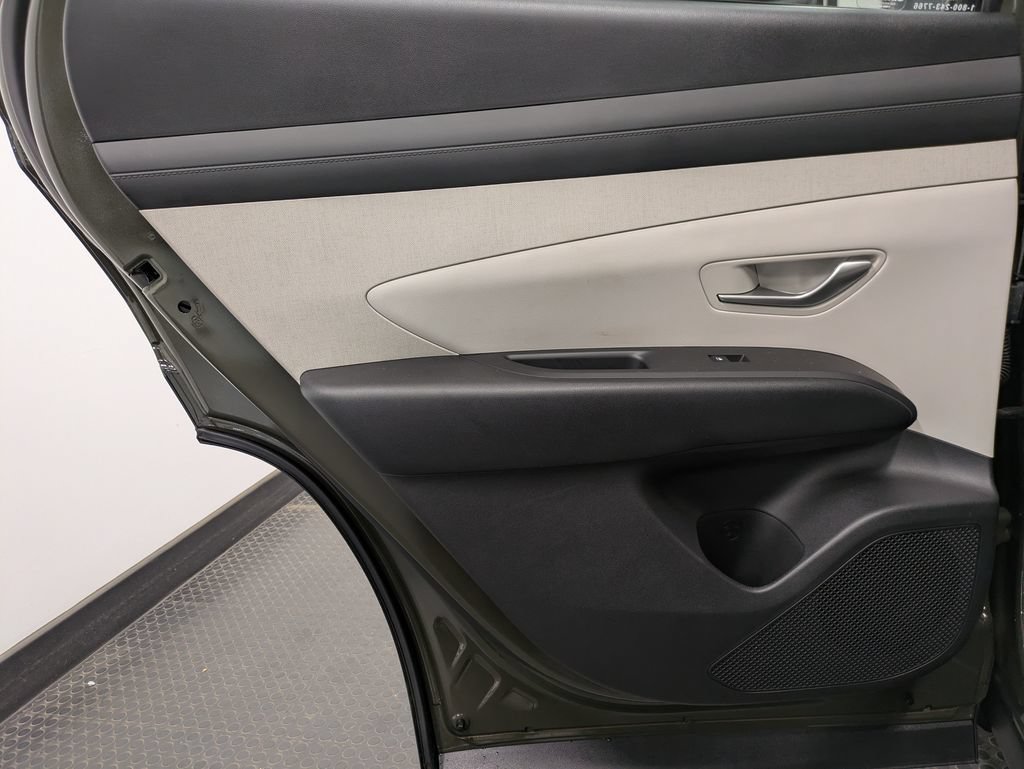 Certified 2025 Hyundai Tucson SEL AWD/4WD image 22