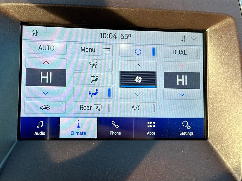 Used 2020 Ford Edge Titanium w/ Class II Trailer Tow Package image 13