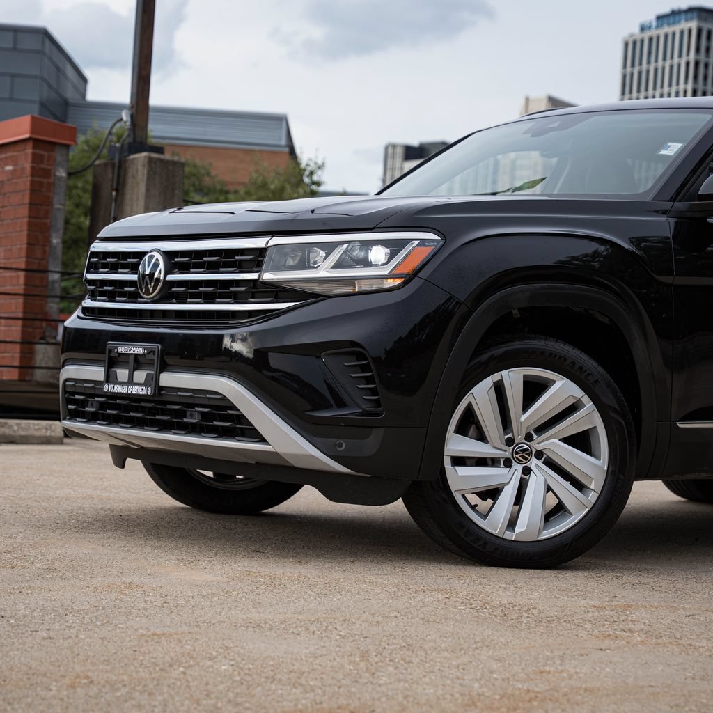 Used 2021 Volkswagen Atlas SEL AWD/4WD image 2