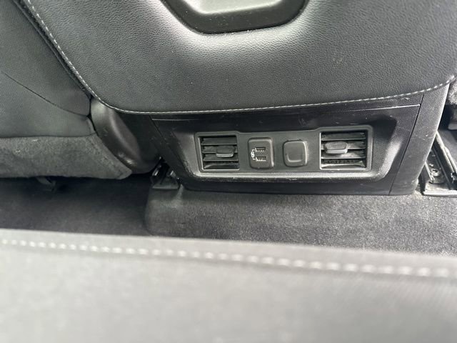 Used 2021 GMC Sierra 1500 Elevation image 39