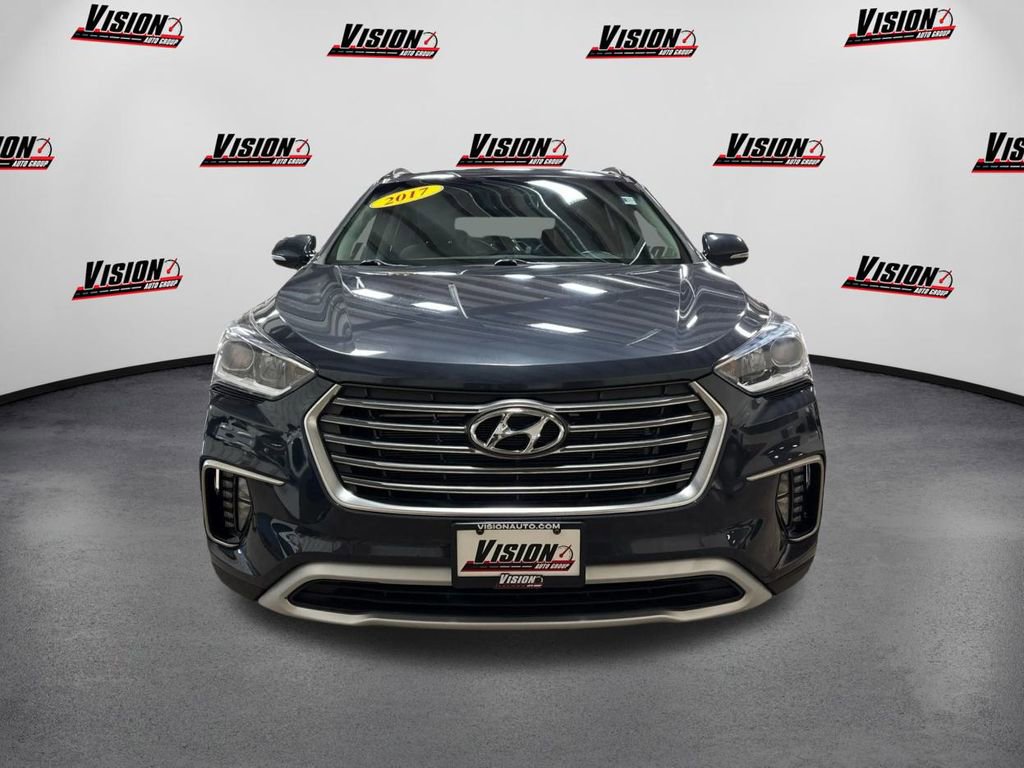 Used 2017 Hyundai Santa Fe SE w/ SE Premium Package 02 image 2