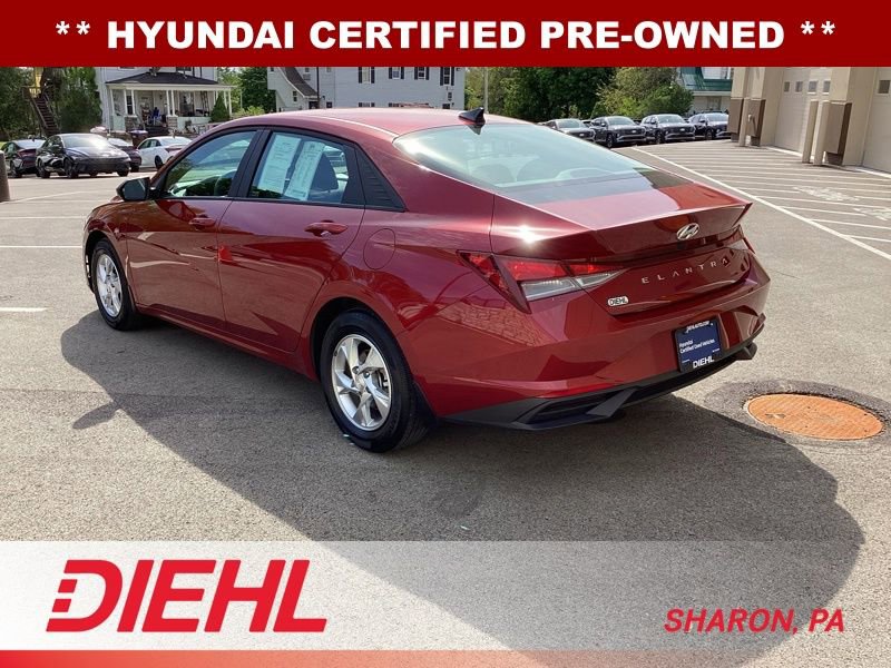 Certified 2023 Hyundai Elantra SE FWD image 5