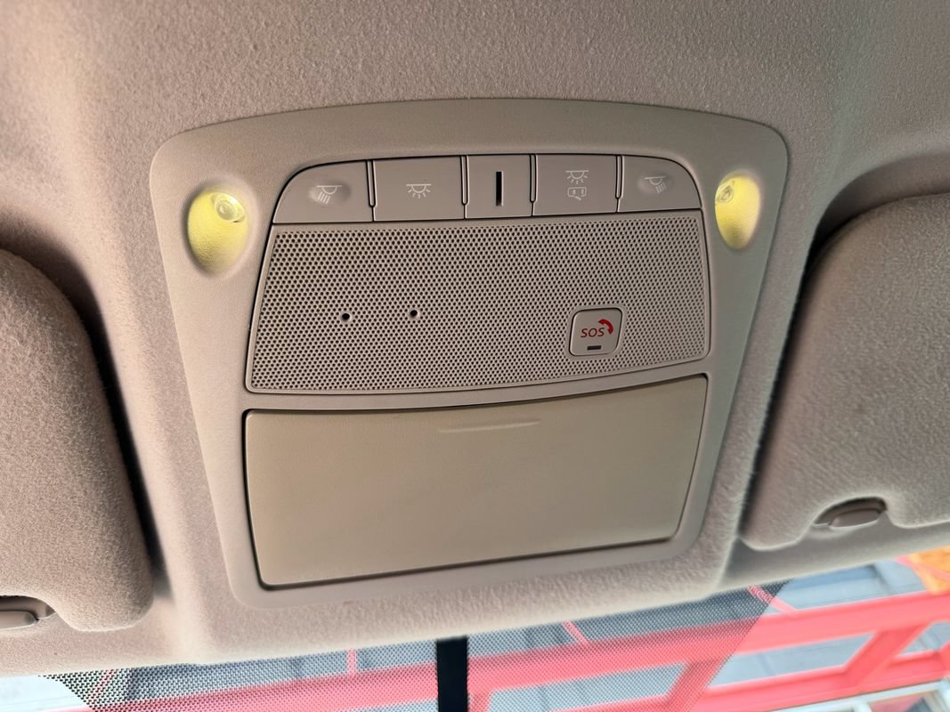 Used 2018 Nissan Leaf SV w/ Protection Package FWD image 35