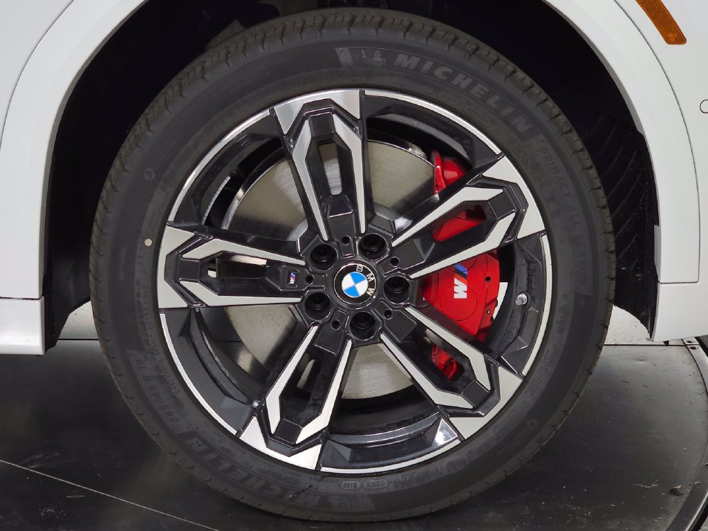 New 2026 BMW X2 xDrive28i w/ Technology Package AWD/4WD image 7
