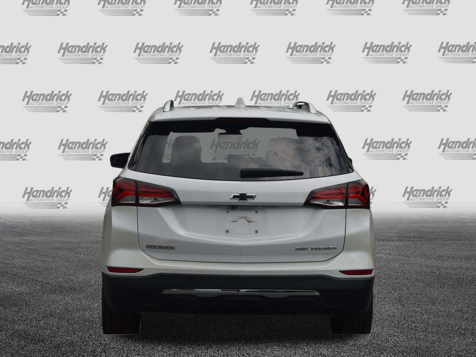 Used 2024 Chevrolet Equinox Premier AWD/4WD image 10