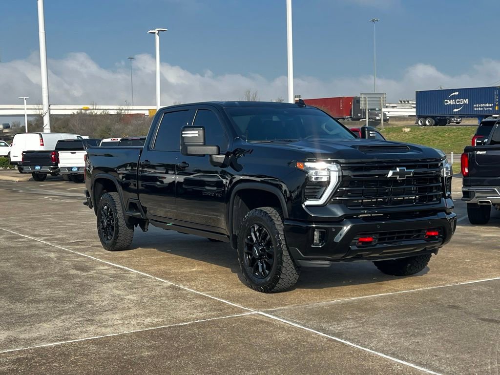 Used 2025 Chevrolet Silverado 2500 LTZ w/ Trail Boss Package image 13