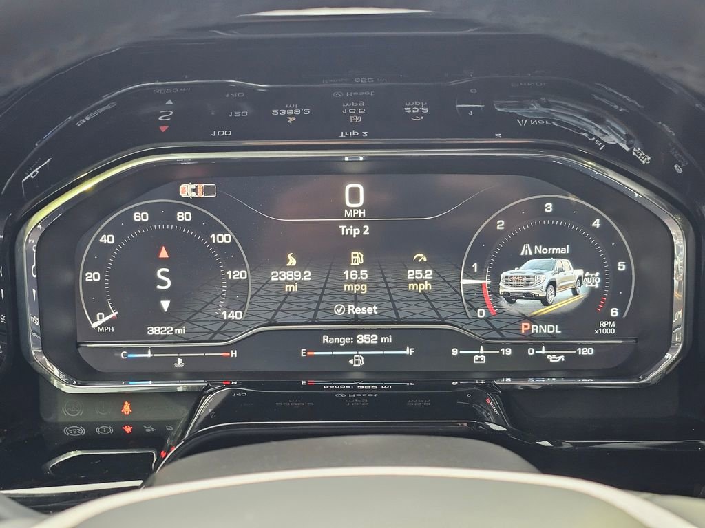 Used 2025 GMC Sierra 1500 Elevation image 62