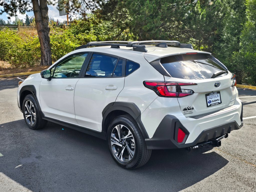 Used 2024 Subaru Crosstrek 2.0i Premium w/ Popular Package #3 AWD/4WD image 5
