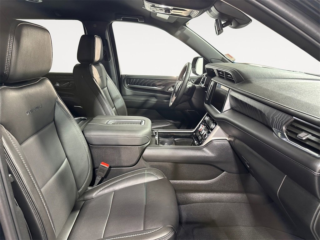 Used 2024 GMC Yukon Denali image 15