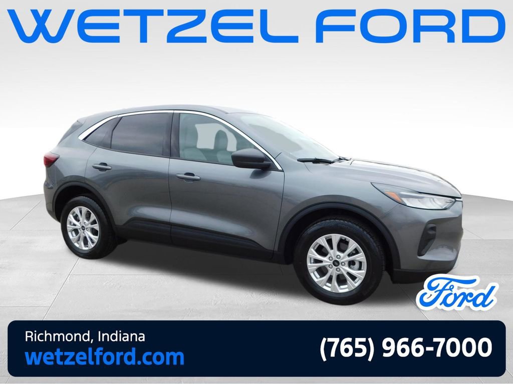 Used 2023 Ford Escape Active AWD/4WD image 1