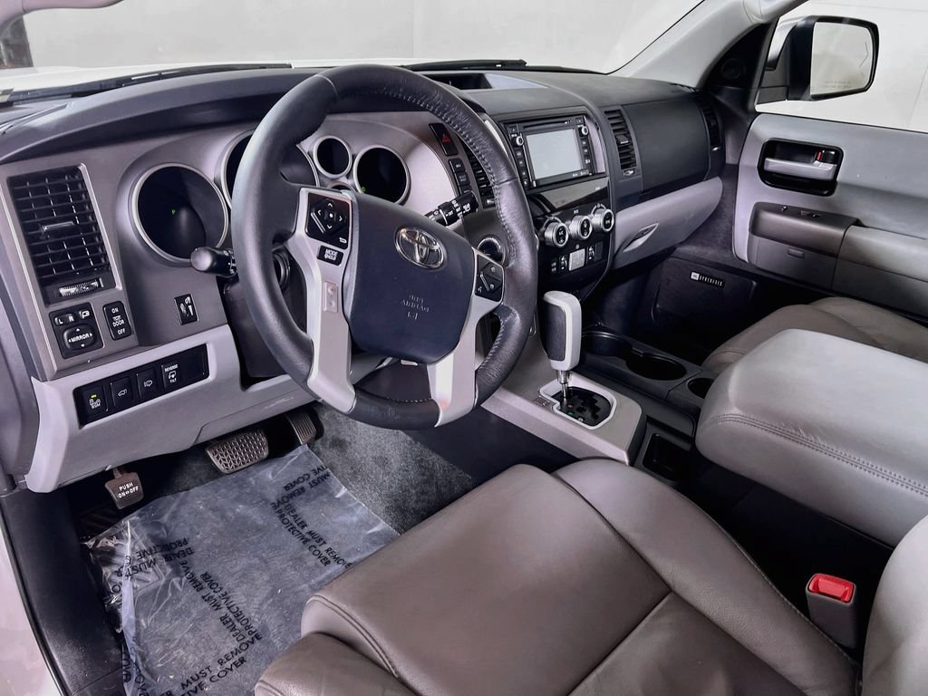 Used 2016 Toyota Sequoia Limited w/ Safety & Convenience Package AWD/4WD image 9