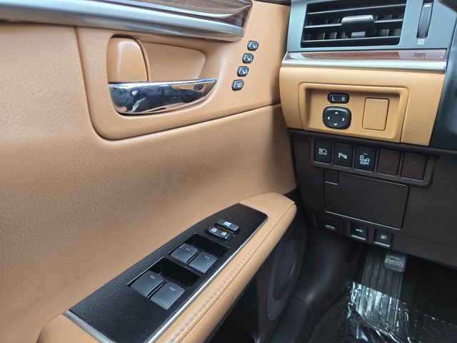 Used 2017 Lexus ES 350 w/ Navigation System Package FWD image 20