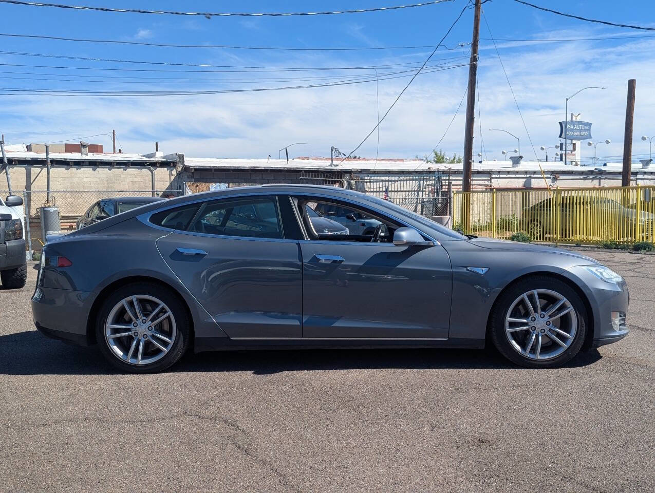 Used 2013 Tesla Model S image 2