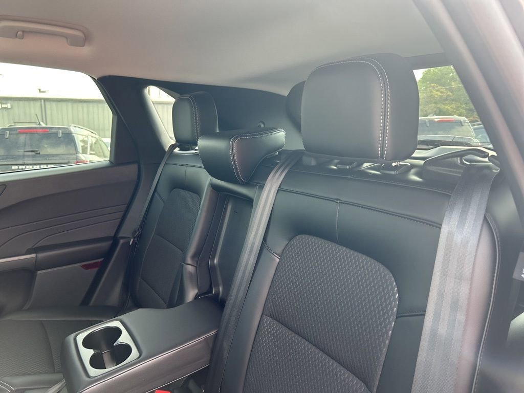 New 2025 Ford Escape SE image 29