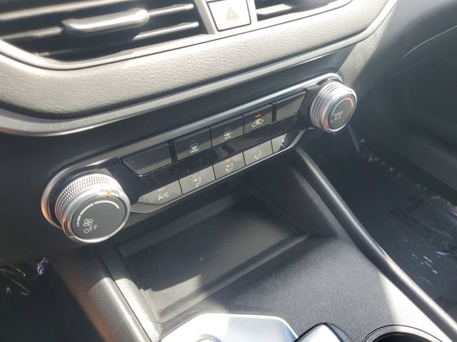 Certified 2025 Nissan Altima 2.5 S FWD image 22