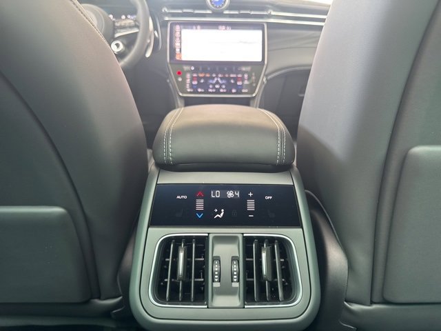 New 2025 Maserati Grecale Modena image 13