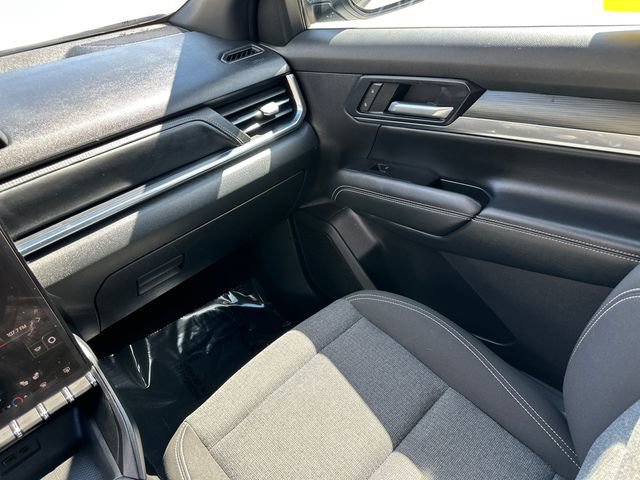 Used 2025 GMC Terrain Elevation AWD/4WD image 23